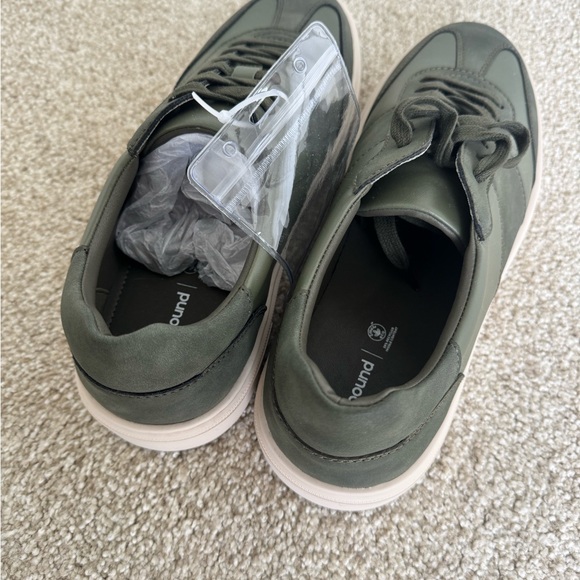 Men's Green Casual Sneakers - Picture 4 of 5